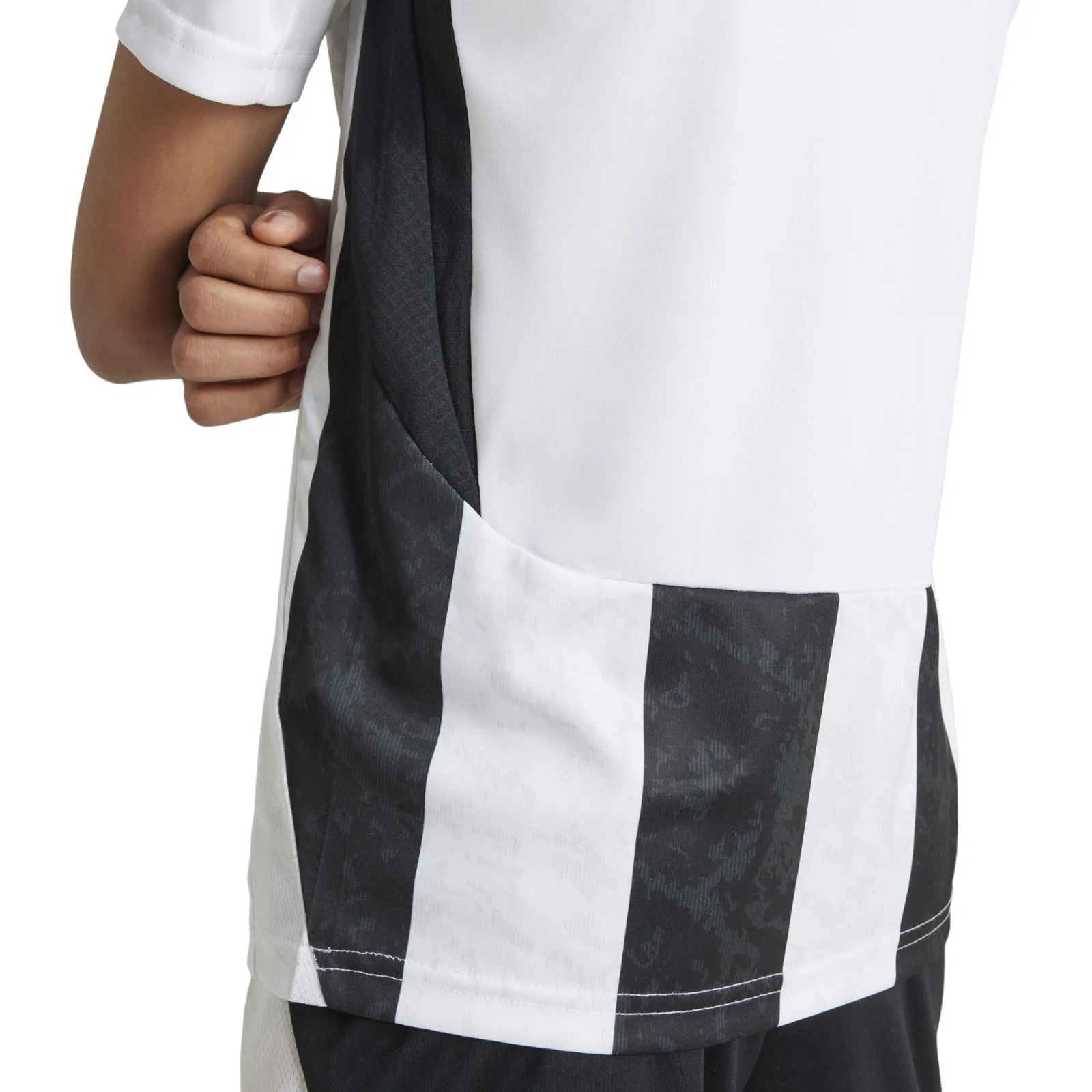 adidas Juventus 2024/25 Kids Short Sleeved Home Jersey