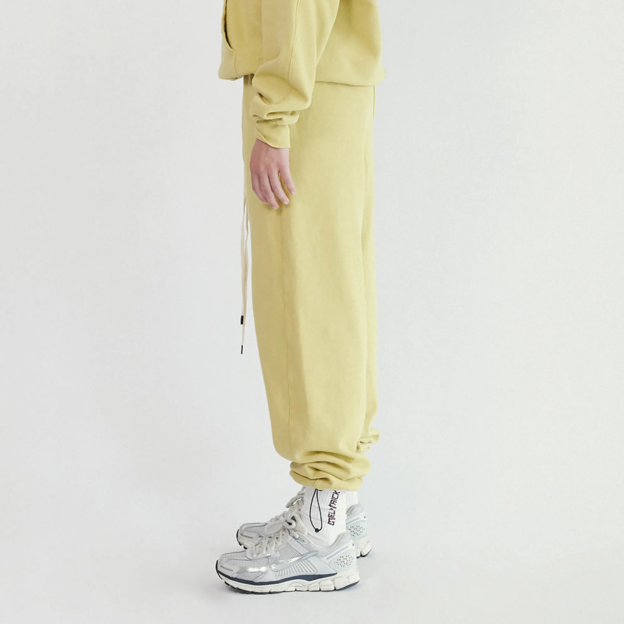 surplus sweatpants / sahara