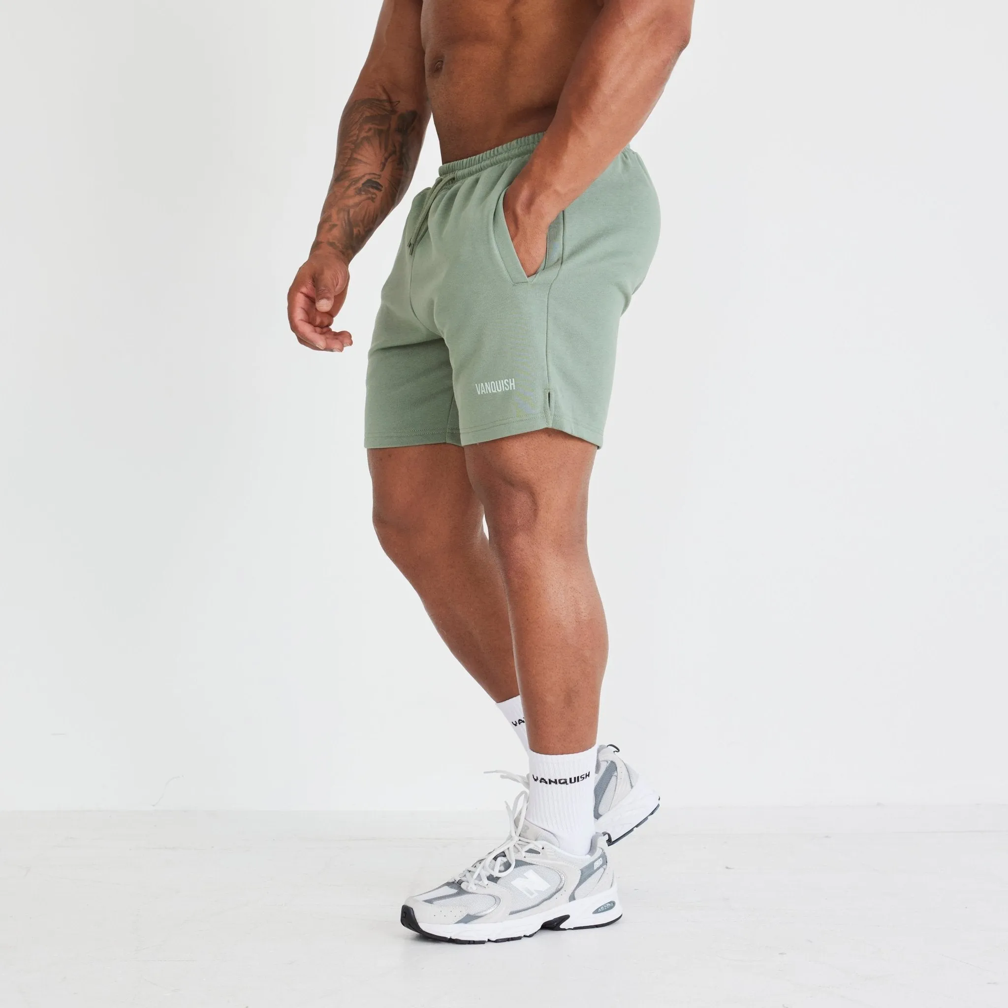 Vanquish Essential Green Regular Fit Shorts