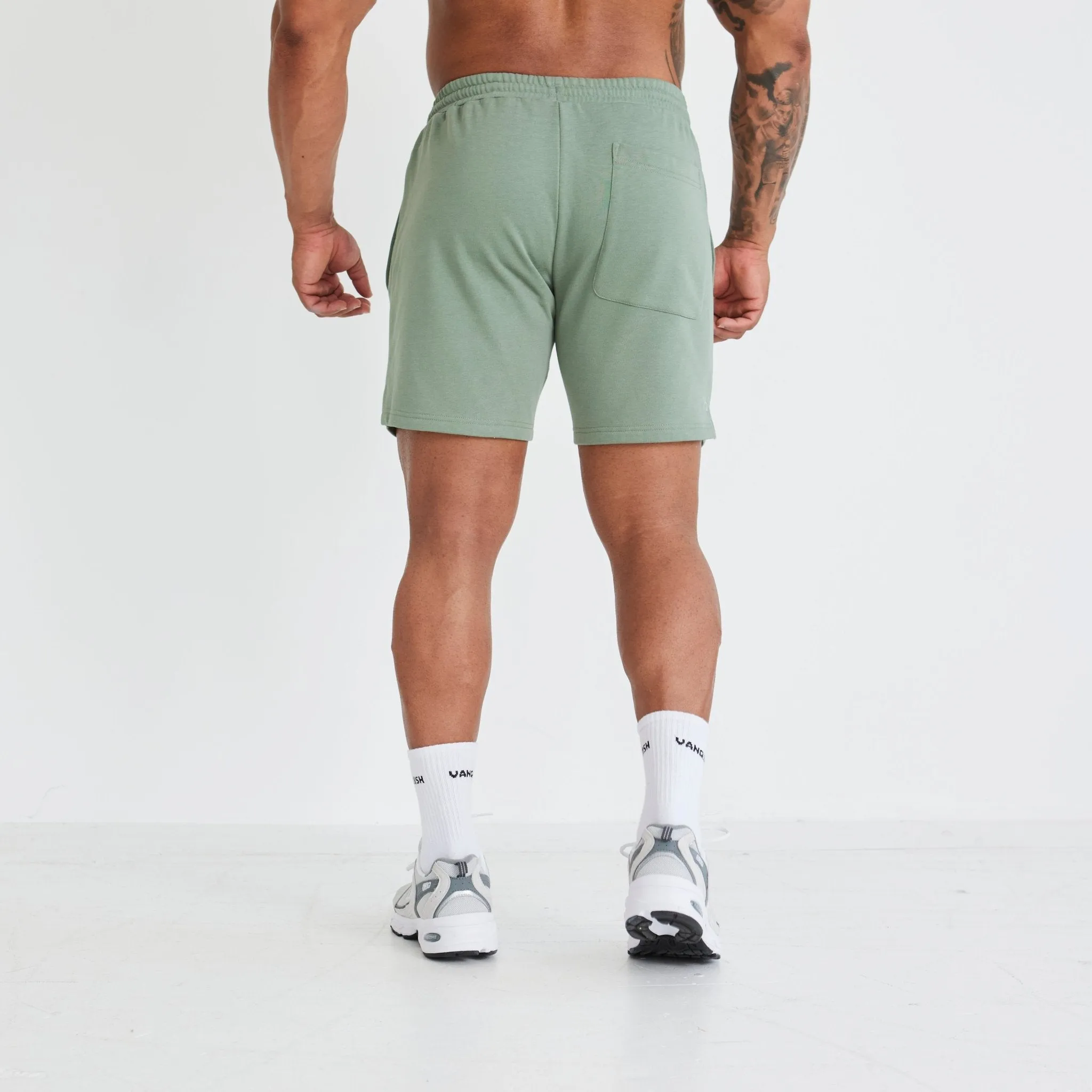 Vanquish Essential Green Regular Fit Shorts